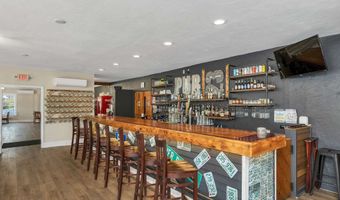 6 E Side Dr, Alton, NH 03810