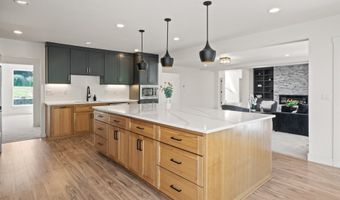19753 SW SERAH St, Beaverton, OR 97007