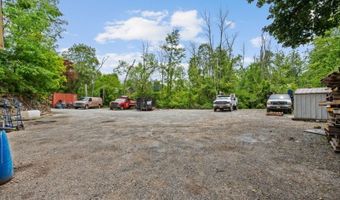 229 MAIN St, Andover, NJ 07821