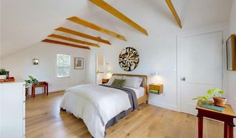 129 Cedar Ave, East Providence, RI 02915