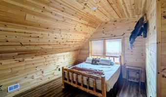 2423 9th Dr, Adams, WI 53910