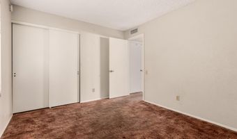 1729 W BROOKS St, Chandler, AZ 85224