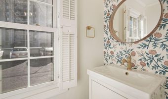 7572 WESTLAKE Ter 56, Bethesda, MD 20817