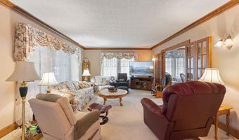 215 W Main St, Bloomfield, IN 47424