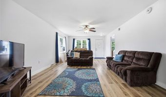 1103 E 1st St, Anamosa, IA 52205