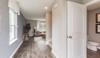 9 Whaler Ave, Barnegat, NJ 08005