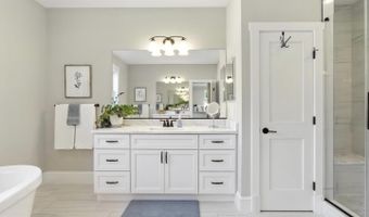 9206 FERNWOOD Rd, Bethesda, MD 20817