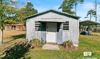 13545 Lyons Ave, Bayou La Batre, AL 36509
