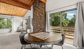 1179 N Main St, Ashland, OR 97520