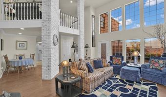 201 Paseo De Vida Loop, Altus, OK 73521