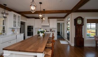 68 Ridge Rd, Ashland, NH 03217