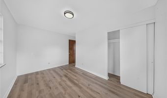 1095 Saint Michaels Ave, Akron, OH 44320