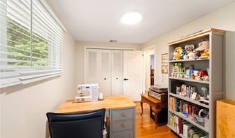 505 Cedar Ave, East Greenwich, RI 02818