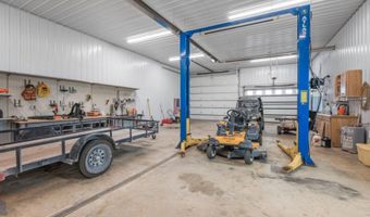 90917 240th St, Austin, MN 55912