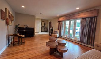 1469 FORT WASHINGTON Ave, Ambler, PA 19002