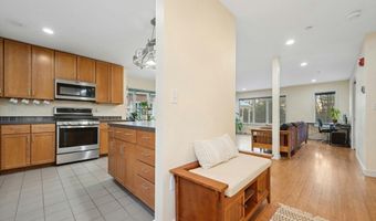 71 Village Ct 71, Berlin, MA 01503