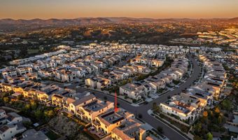 13722 Canyon Loop Trl, San Diego, CA 92130