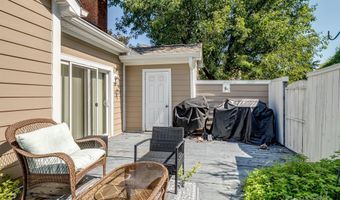 9435 Kings Falls Dr, Charlotte, NC 28210