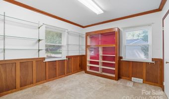 955 Hickory Nut St, Charlotte, NC 28205