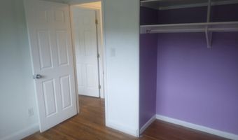 5008 REGINA Dr, Annandale, VA 22003