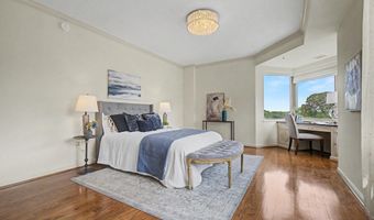 940 ASTERN Way 602, Annapolis, MD 21401