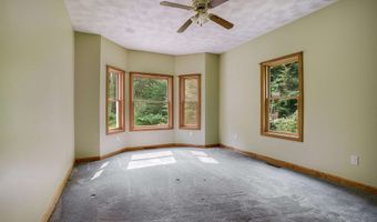 34 Peabody Dr, Brentwood, NH 03833