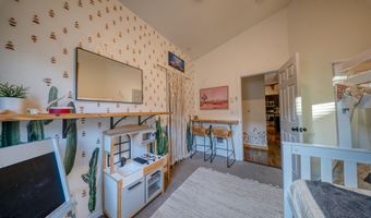 2681 NE Moonlight Dr, Bend, OR 97701