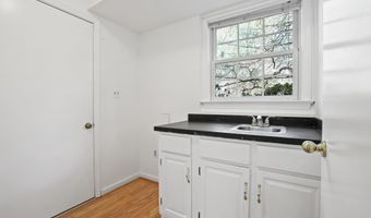 3808 WINTERSET Dr, Annandale, VA 22003