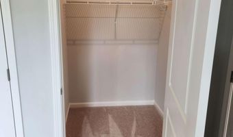 821 York, Acworth, GA 30102