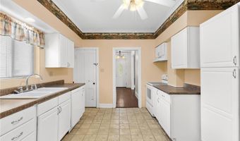 3302 College Ave, Alton, IL 62002