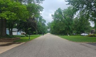 1912 S Oak Knoll Dr NE, Alexandria, MN 56308