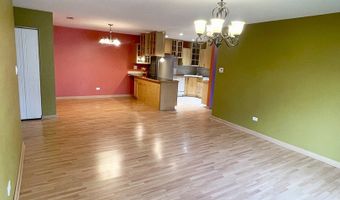 1306 S New Wilke Rd 2B, Arlington Heights, IL 60005