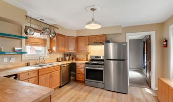 217 S Pleasant St, Bradford, VT 05033