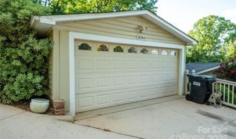 24264 Strand Dr, Albemarle, NC 28001