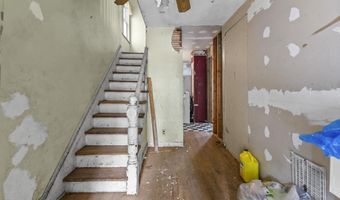 39 W 40TH St, Bayonne, NJ 07002