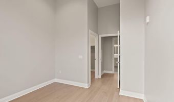 925 N FAIRFAX St 207, Alexandria, VA 22314