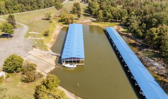 MARIAH Ln, Bath Springs, TN 38311