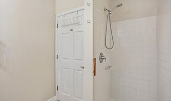 14241 KINGS CROSSING Blvd 210, Boyds, MD 20841