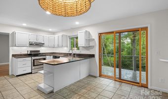 23 Shelby Dr, Asheville, NC 28803