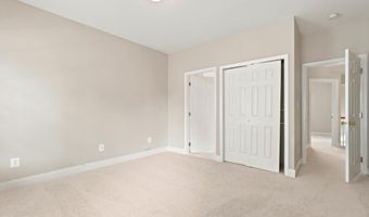 19704 STANFORD HALL Pl, Ashburn, VA 20147