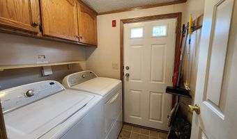 50 Holiday Ln, Standish, ME 04084