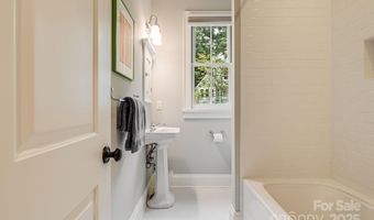 7 Kenilwood Pl, Asheville, NC 28803
