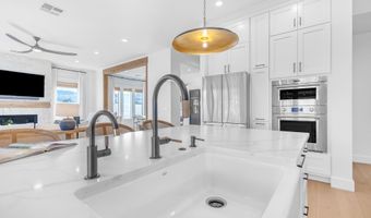 3690 E CANYON Way, Chandler, AZ 85249