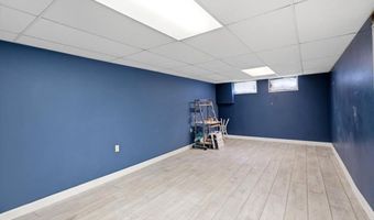 2344 Hidden Meadow Ln, Ballwin, MO 63021