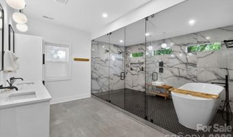 1608 Chippendale Rd, Charlotte, NC 28205