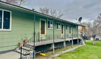38 N Woodard Ave, Absarokee, MT 59001
