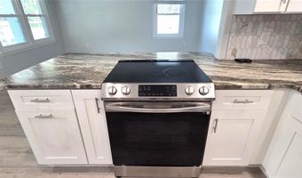 132 JAMES St, Auburndale, FL 33823