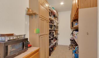 33250 S SUMMIT Dr, Black Canyon City, AZ 85324