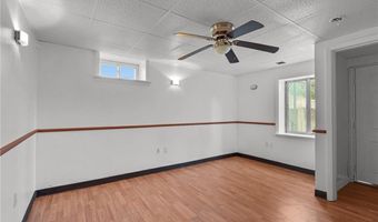 37 Pinewood Dr, North Providence, RI 02904