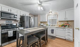 212 E CRESCENT Pkwy, Sandy, UT 84070